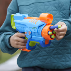Nerf Elite Jr. Explorer, blaster facile da usare, impugnatura, caricamento e lancio facili, 8 dardi Elite, per bambini e bambine di 6 anni - Vista aggiuntiva 6