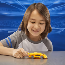 Transformers Robot Battlers, action figure di Bumblebee (B-127) - Vista aggiuntiva 4