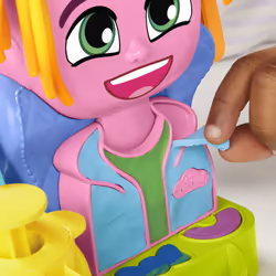 Play-Doh Capelli Pazzerelli, playset per giocare al parrucchiere, giocattoli di fantasia per bambini e bambine dai 3 anni in su - Vista aggiuntiva 8