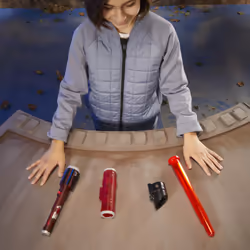 Star Wars Lightsaber Forge Kyber Core, spada laser rossa elettronica personalizzabile di Darth Vader - Vista aggiuntiva 6