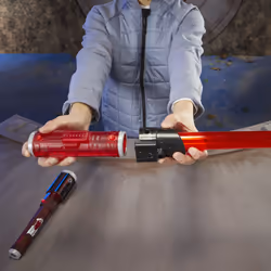 Star Wars Lightsaber Forge Kyber Core, spada laser rossa elettronica personalizzabile di Darth Vader - Vista aggiuntiva 7