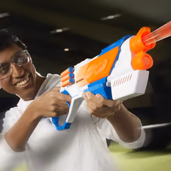 Nerf N Series Strikeback, blaster con 18 dardi N1, caricatore interno da 6 dardi, giocattoli per bambini e bambine dagli 8 anni in su - Vista aggiuntiva 8