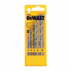Set 5 punte per muratura in cassetta di plastica. diametri: 4, 5, 6, 8, 10 mm. DIMENSIONI Altezza 16 cm Larghezza 5,6 cm Prof ...
