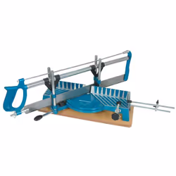 Troncatrice manuale da 550 mm con base di 400 mm e 9 angoli preimpostati. Include morsetto e arresto lunghezza regolabile. Ap ...
