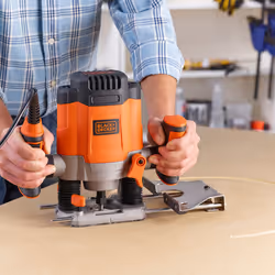 Black & Decker KW1200E-QS fresa verticale e tagliabordi Nero, Arancione 28000 Giri/min 1200 W - Vista aggiuntiva 4