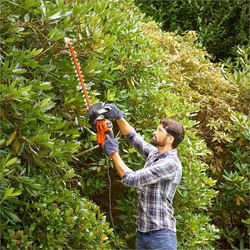 Black & Decker BEHTS451 tosasiepe Doppia lama 550 W 2,65 kg - Vista aggiuntiva 4