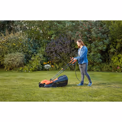Black & Decker BEMW451BH-QS tagliaerba Tagliaerba a spinta AC Nero, Arancione - Vista aggiuntiva 5