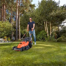Black & Decker BEMW481BH tagliaerba Tagliaerba a spinta AC Nero, Arancione - Vista aggiuntiva 4