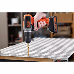 Black & Decker BCD003C2K-QW trapano 1400 Giri/min Senza chiave Nero, Rosso - Vista aggiuntiva 5