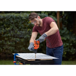 Black & Decker BEH200K-QS trapano 2900 Giri/min Senza chiave 1,67 kg Nero, Arancione - Vista aggiuntiva 4