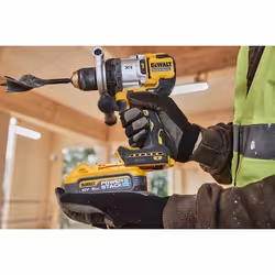 DeWALT DCD1007NT-XJ trapano 2250 Giri/min Senza chiave 1,85 kg Nero, Giallo - Vista aggiuntiva 7