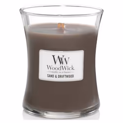 La Candela Clessidra Media Medium Jar Sand&Driftwood di Woodwick è il perfetto equilibro tra note di legno scaldato dal sole, ...