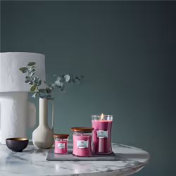 WoodWick Wild Berry & Beets candela di cera Cilindro Menta, Legno di quercia, Arancione, Orris, Patchouli, Lampone, Fragola 1 pz - Vista aggiuntiva 2