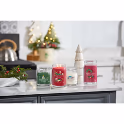 Yankee Candle Holiday Cheer candela di cera Rotondo Rosso 1 pz