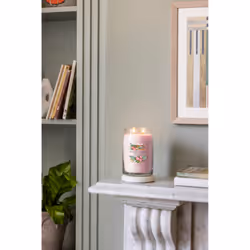Yankee Candle Desert Blooms candela di cera Cilindro Legnoso Rosa 1 pz