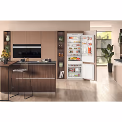 Hotpoint Ariston Frigorifero combinato ad incasso HA SP70 T121 - Vista aggiuntiva 4