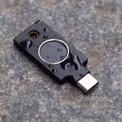 Yubico YubiKey C Bio FIDO Edition - Vista aggiuntiva 4