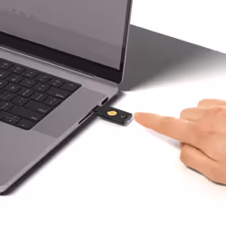 Yubico YubiKey 5C NFC FIPS - Vista aggiuntiva 4
