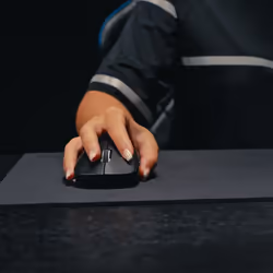 Logitech Pro X Superlight 2 SE mouse Gaming Mano destra RF Wireless Ottico 44000 DPI - Vista aggiuntiva 2