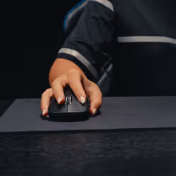 Logitech Pro X Superlight 2 SE mouse Gaming Mano destra RF Wireless Ottico 44000 DPI - Vista aggiuntiva 2