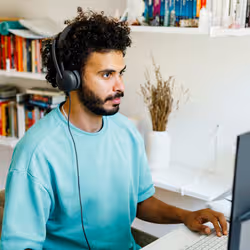 Logitech Zone Wired 2 Auricolare Cablato A Padiglione Musica e Chiamate USB Type-C / USB Type-A Grafite - Vista aggiuntiva 2