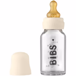 Progettato con cura pensando ai bambini e al pianeta – questo è il biberon in vetro BIBS Baby Glass Bottle. È realizzato in v ...
