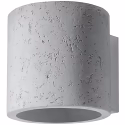 Questa lampada insolita a forma di solido geometrico piacerà a tutti gli amanti del design moderno. Può essere facilmente ada ...