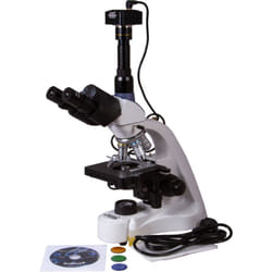 Microscopio digitale trinoculare Levenhuk MED D10T