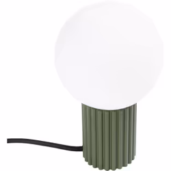 Scoprite HALO, una lampada progettata per diventare il fulcro dei vostri interni. Attira l'attenzione con la sua forma distin ...