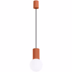 Scoprite HALO, una lampada progettata per diventare il fulcro dei vostri interni. Attira l'attenzione con la sua forma distin ...