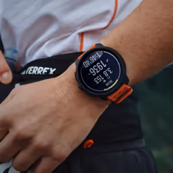Suunto Race 2 Coral Orange 3,81 cm (1.5") AMOLED 49 mm Digitale 466 x 466 Pixel Touch screen Nero GPS (satellitare) - Vista aggiuntiva 2