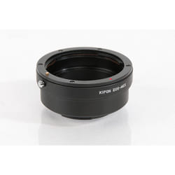 Kipon EOS-NEX adattatore per lente fotografica