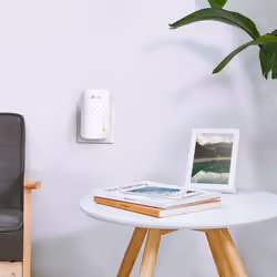 TP-Link RE200 moltiplicatore di rete Ripetitore di rete Bianco 10, 100 Mbit/s - Vista aggiuntiva 6