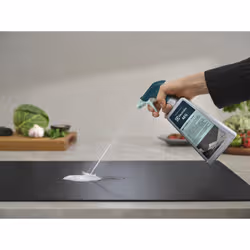 Electrolux ACCESSORI PIANO M2HCMC01 MATT CARE Hob Cleaner - Detergente spray per piani induzione in vetroceramica SaphirMatt - Vista aggiuntiva 4