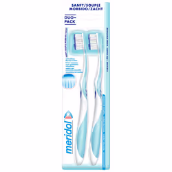 Meridol Spazzolino con setole morbide per proteggere le gengive e svolgere una pulizia dei denti accurata. Confezione doppia ...