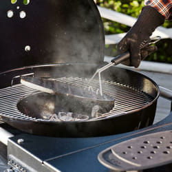 8844 Supporto alza griglia per barbecue gbs - Weber