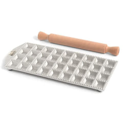 Marcato - Stampo per Ravioli, Macchina per Ravioli, Forme per Ravioli Fatti in Casa, Taglio Quadrato da 35 mm, Spazio per Ripieno Abbondante,