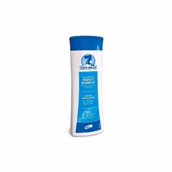 Shampoo Manti Bianchi è specifico per i cani dal manto bianco e chiaro. Il perlante contenuto nello shampoo conferisce una pa ...