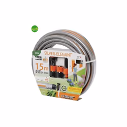 Kit Silver Elegant realizzato dalla linea di prodotti per l'irrigazione diClaber, composto da 15 metri di tubo, presa multifi ...