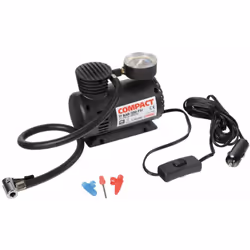 Presa accendisigari, potenza 250 psi (18 bar) 15 litri/min. In dotazione 2 adattatori per gonfiabili e ago gonfia palloni. Ac ...