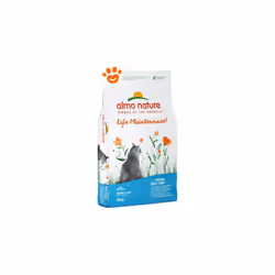 Le crocchette Almo Nature Functional e Life Maintenance, contengono fino al 26% di carne o pesce fresco, sono prive di colora ...