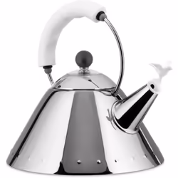 Il bollitore 9093 di Alessi, disegnato da Michael Graves nel 1985, è uno degli oggetti più iconici della produzione del brand ...