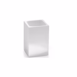 Dimensioni: 7,4 x 7,4 x 11 cm Colore: bianco lucido Il portaspazzolini d'appoggio è realizzato in resina di alta qualità e pr ...