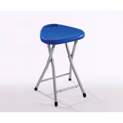 Scopri il pratico sgabello richiudibile blu di Gedy, ideale per ogni spazio casa. Realizzato in metallo e resine termoplastic ...
