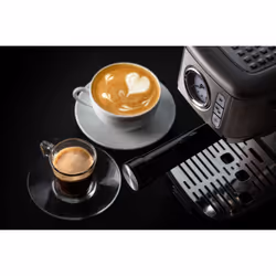 Ariete 1381 Macchina da caffè con manometro, compatibile con caffè in polvere e cialde ESE, 1300 W, Capacità 1,1 L, 15 bar di pressione, Filtro ½ tazze, Dispositivo Cappuccino, Silver - Vista aggiuntiva 6