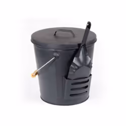 Set per la raccolta della cenere composto da: secchio e paletta. Realizzati in metallo verniciato. Secchio capacità 17 litri ...