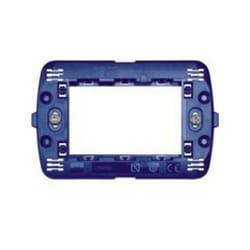 Living International Supporto per placche tonde, quadre e Living International, fissaggio con viti, 3 Moduli Bticino LN4703