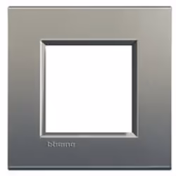 Legrand BTLNA4802AE Placca copripresa e copri interruttori - Vista aggiuntiva 4