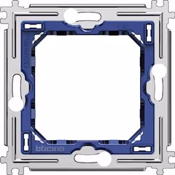 Legrand LN4702M, 74 mm, 15 mm, 74 mm, 23 g