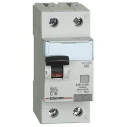 Interruttore magnetotermico differenziale Bticino 1P+N 16A 30mA tipo ac 4,5kA 2 moduli GA8813AC16